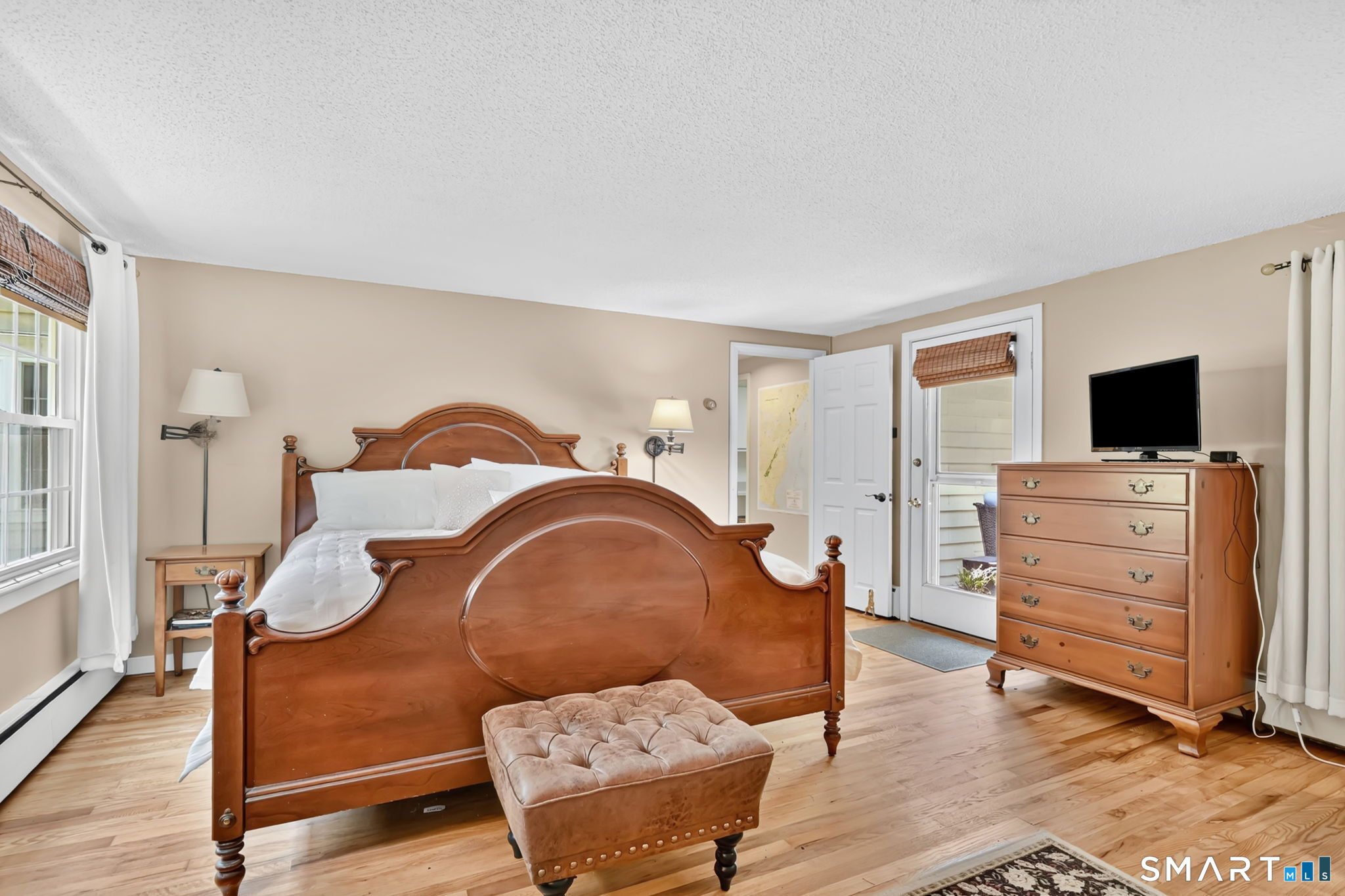 36 Woodside Circle Simsbury CT 06070
