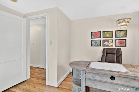 36 Woodside Circle Simsbury CT 06070