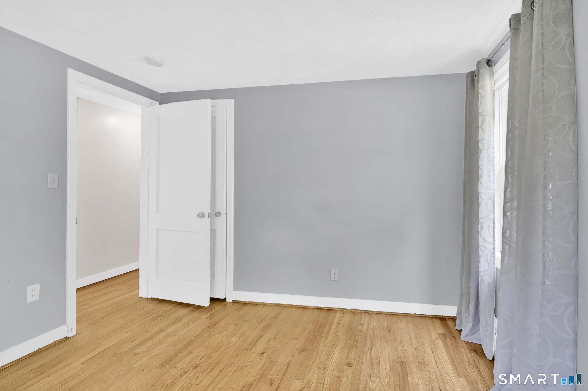 36 Woodside Circle Simsbury CT 06070