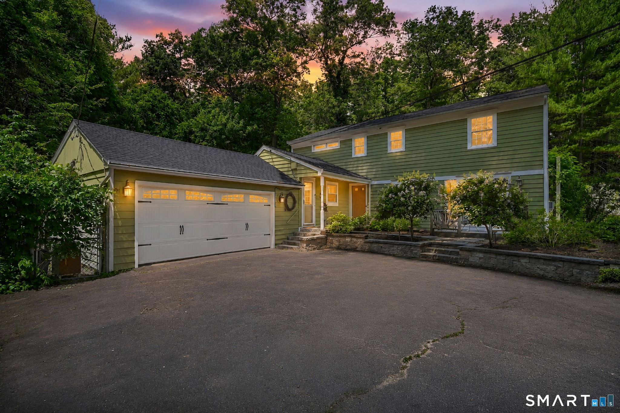 36 Woodside Circle Simsbury CT 06070