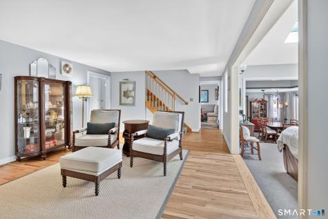 36 Woodside Circle Simsbury CT 06070