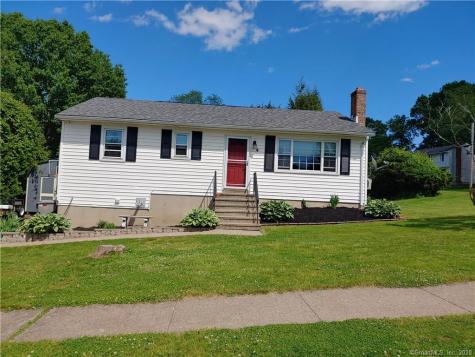 4 Macarthur Court Bristol CT 06010