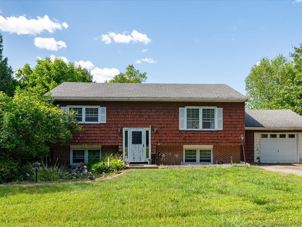 11 Marjorie Street Stonington CT 06355