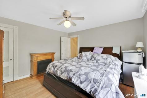 165 Grand Street Middletown CT 06457