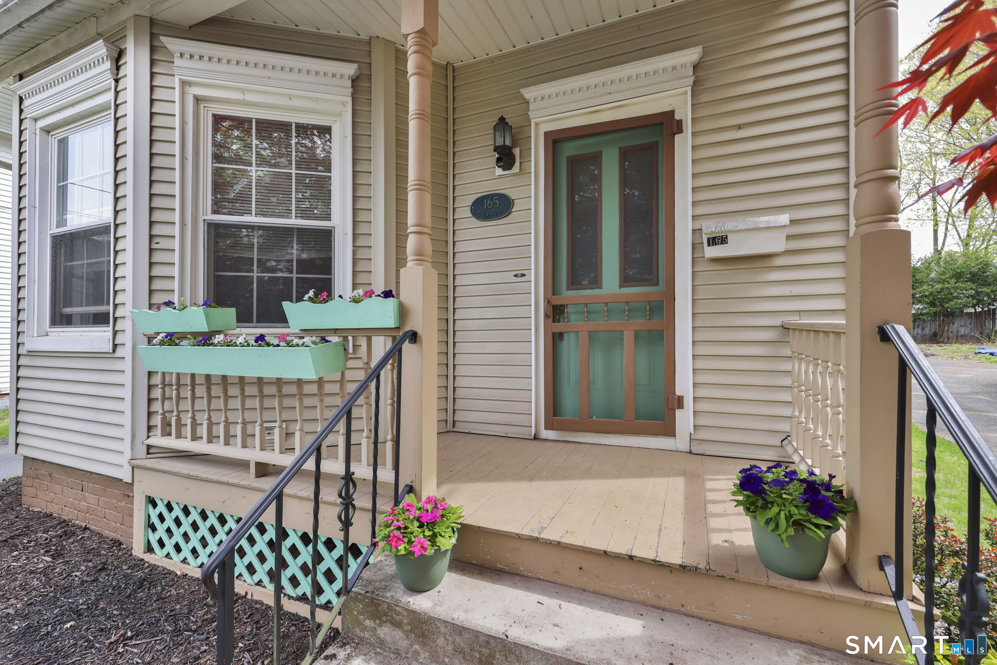 165 Grand Street Middletown CT 06457