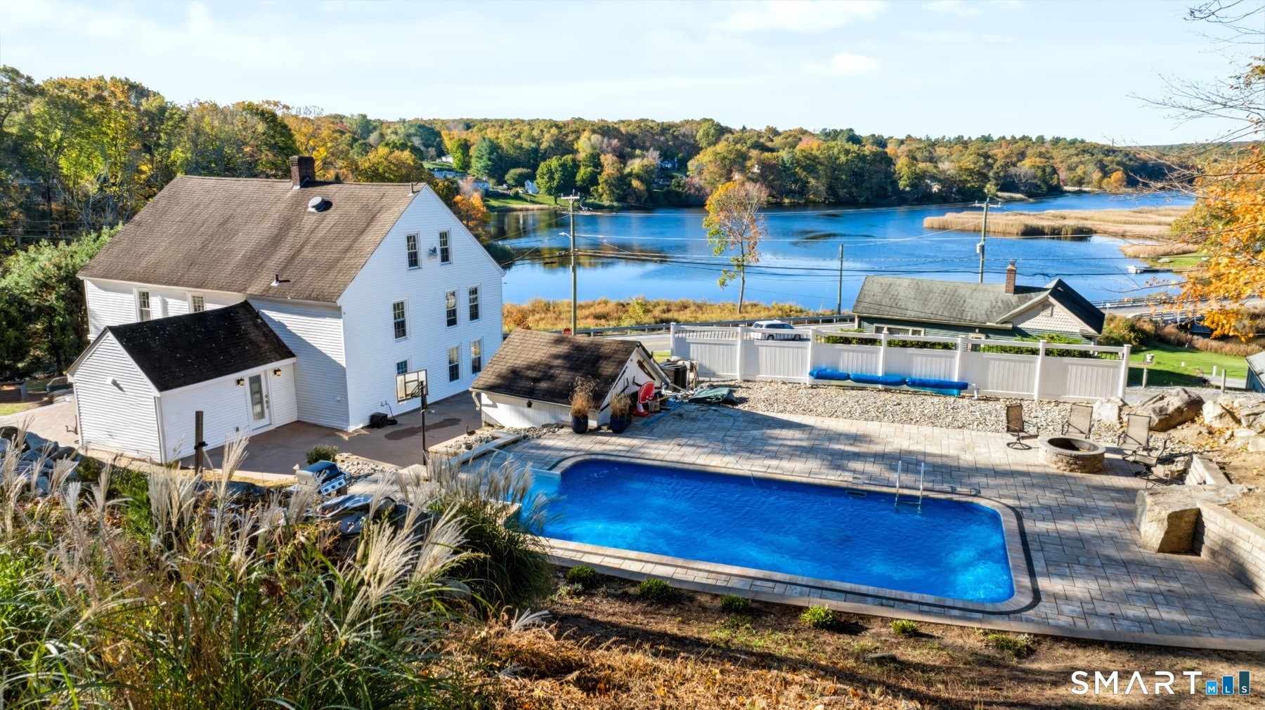 2 Middle Road Preston CT 06365