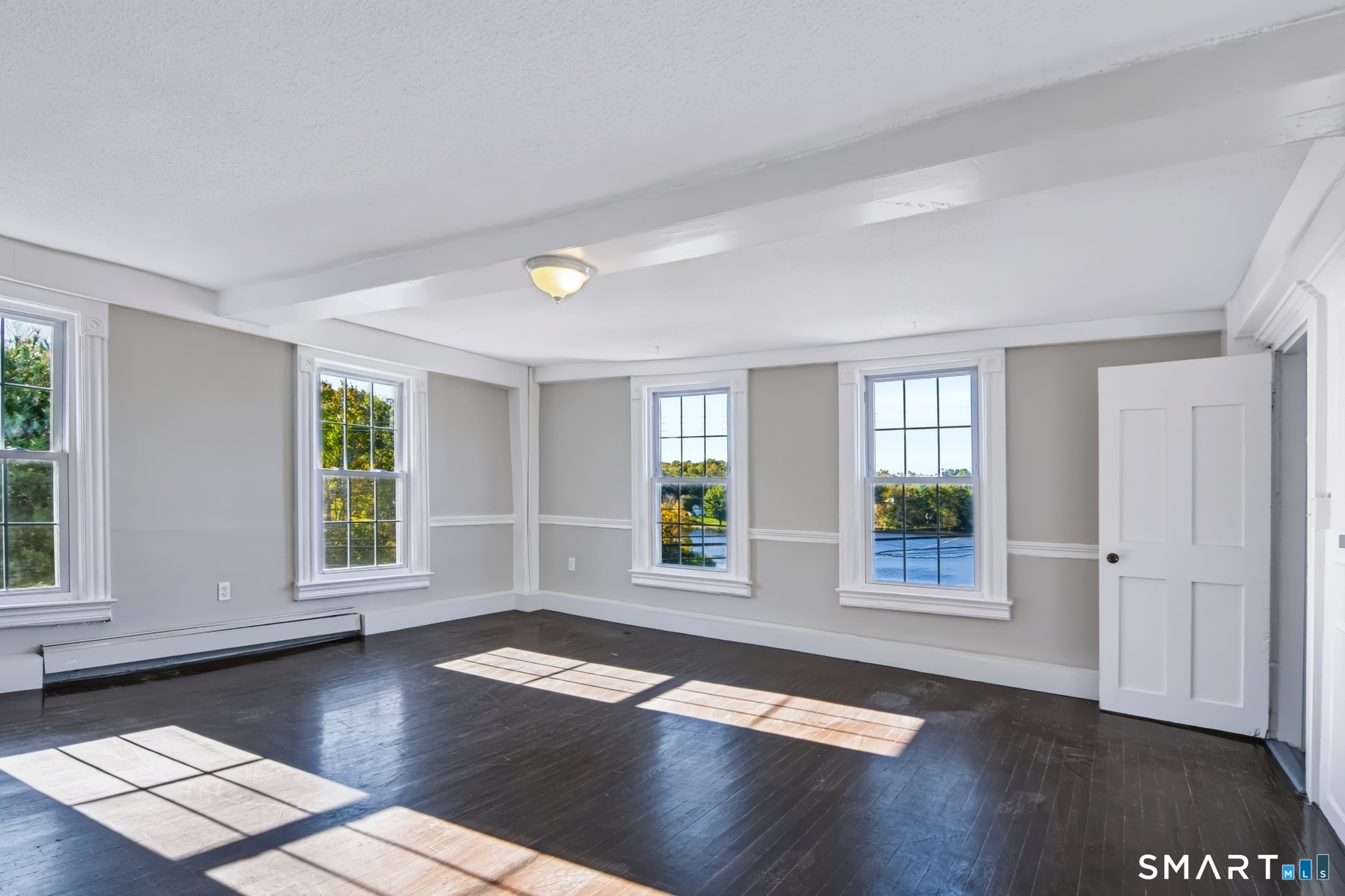2 Middle Road Preston CT 06365