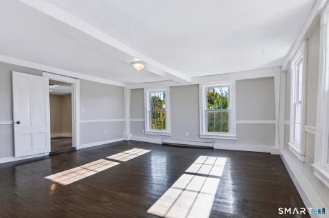 2 Middle Road Preston CT 06365