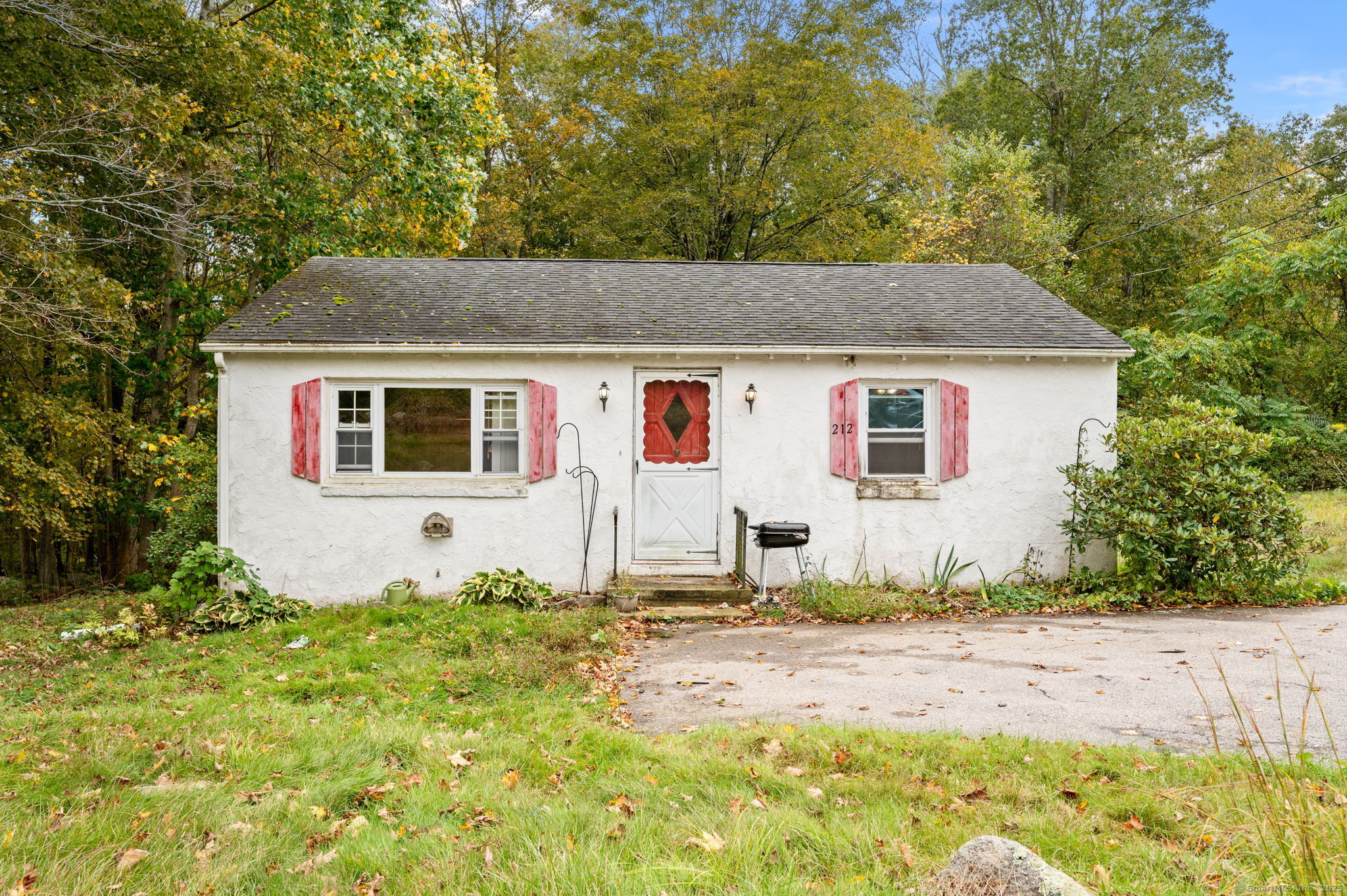 210 Butlertown Road Waterford CT 06385