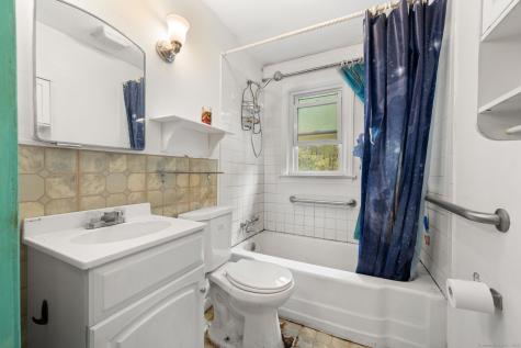 210 Butlertown Road Waterford CT 06385