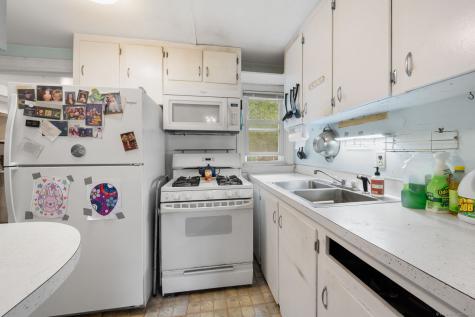 210 Butlertown Road Waterford CT 06385