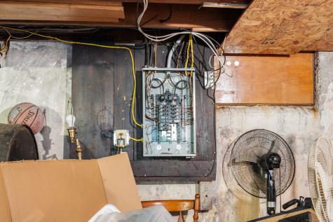 210 Butlertown Road Waterford CT 06385