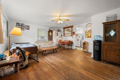 210 Butlertown Road Waterford CT 06385