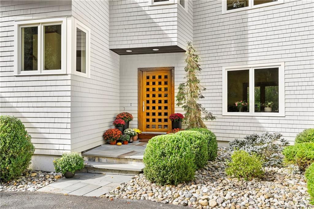 44 Umpawaug Road Redding CT 06896