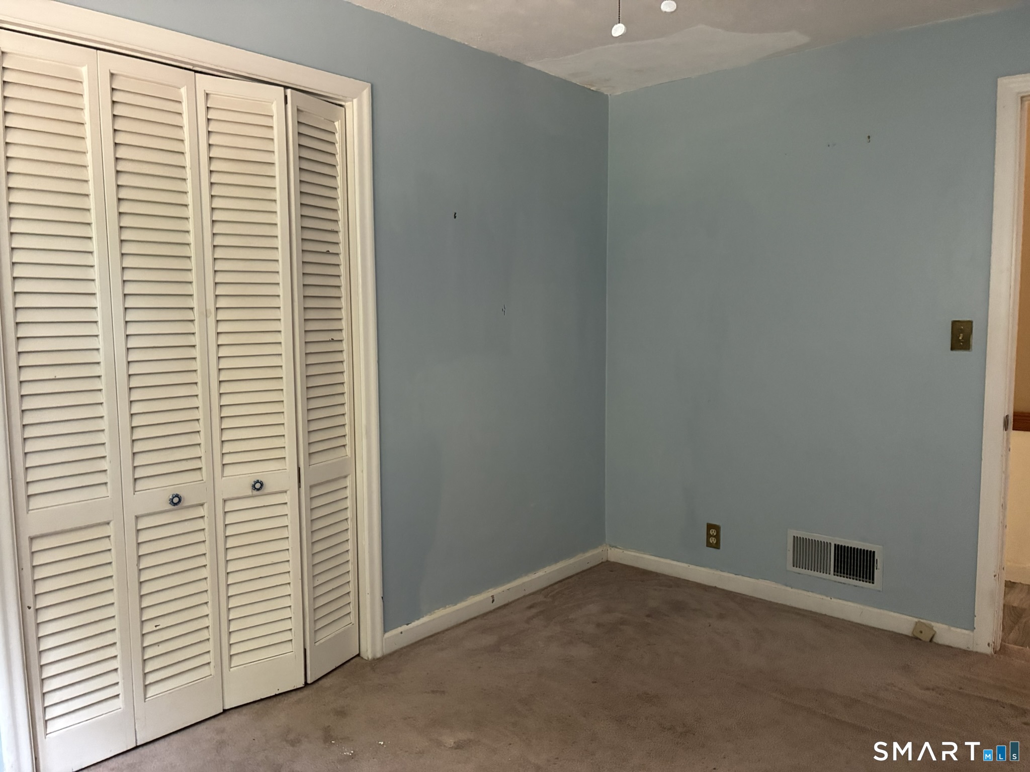 60 Mohegan Road Norwich CT 06360