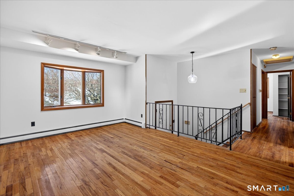80 Flower Drive Hamden CT 06518