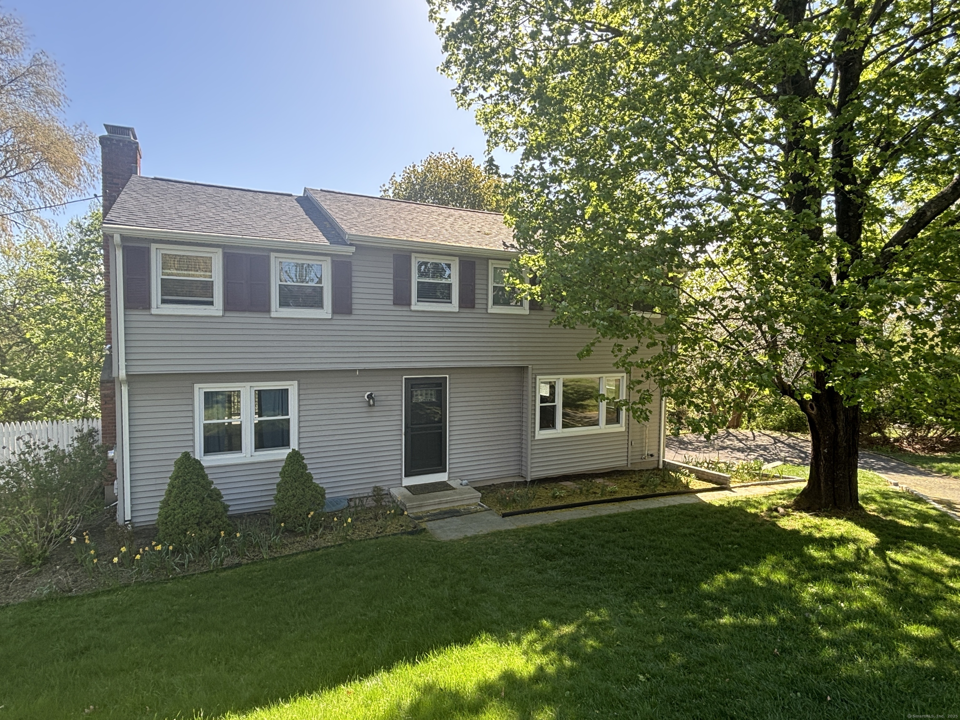 6 High View Circle Danbury CT 06811