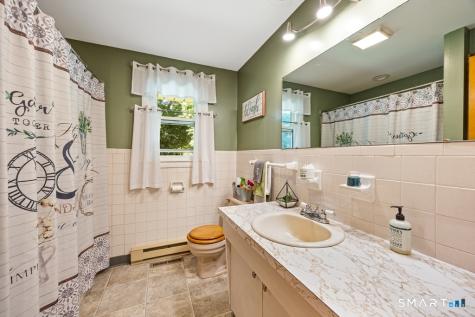 25 Crestwood Drive Wolcott CT 06716