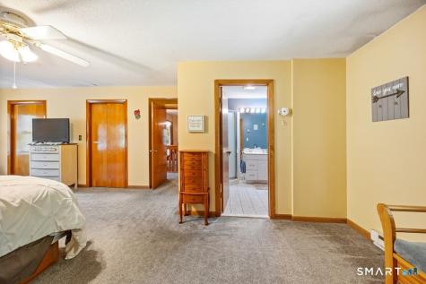 25 Crestwood Drive Wolcott CT 06716