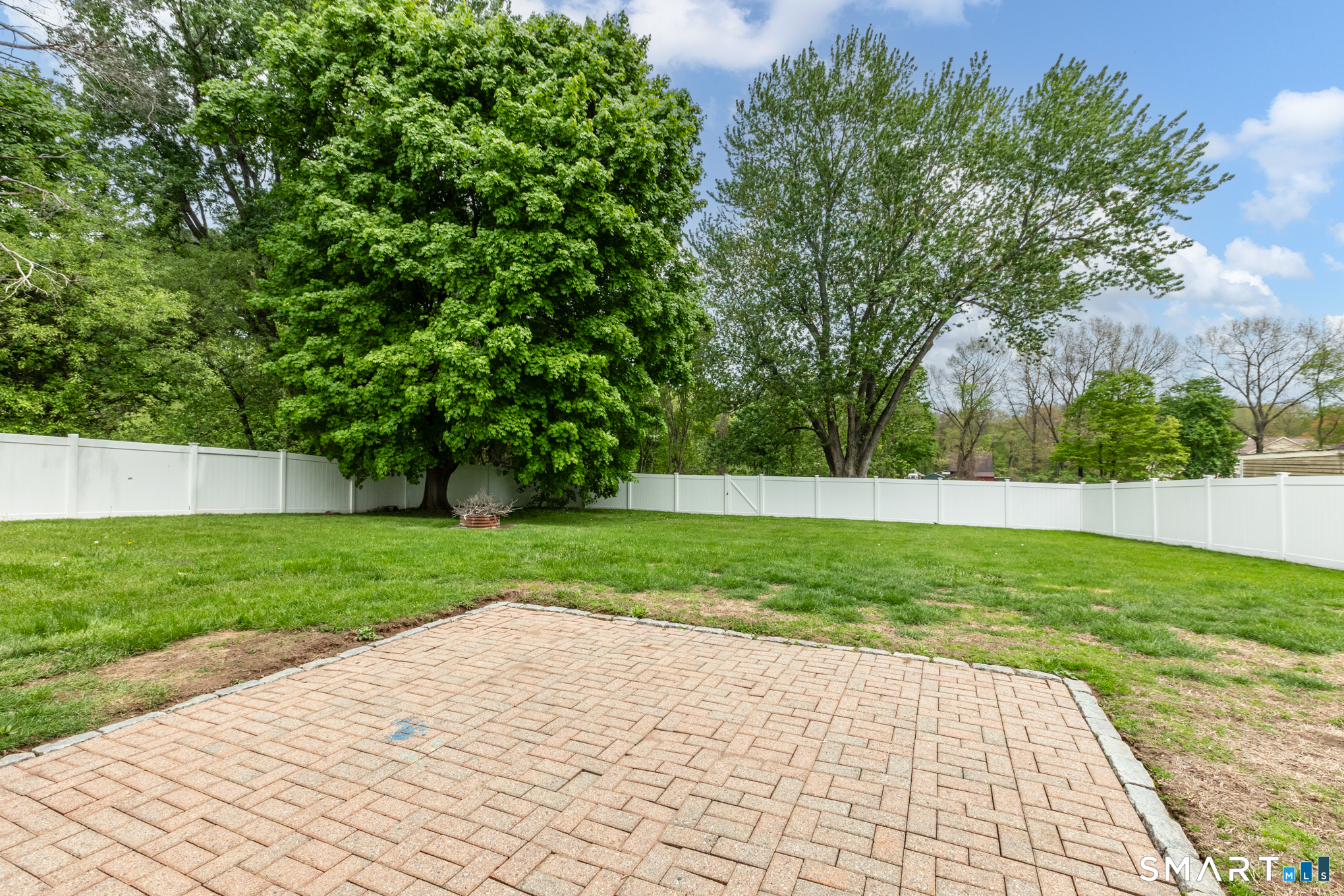 215 Pinney Street Ellington CT 06029