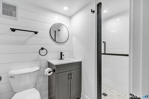 21 Meadow Street Milford CT 06460