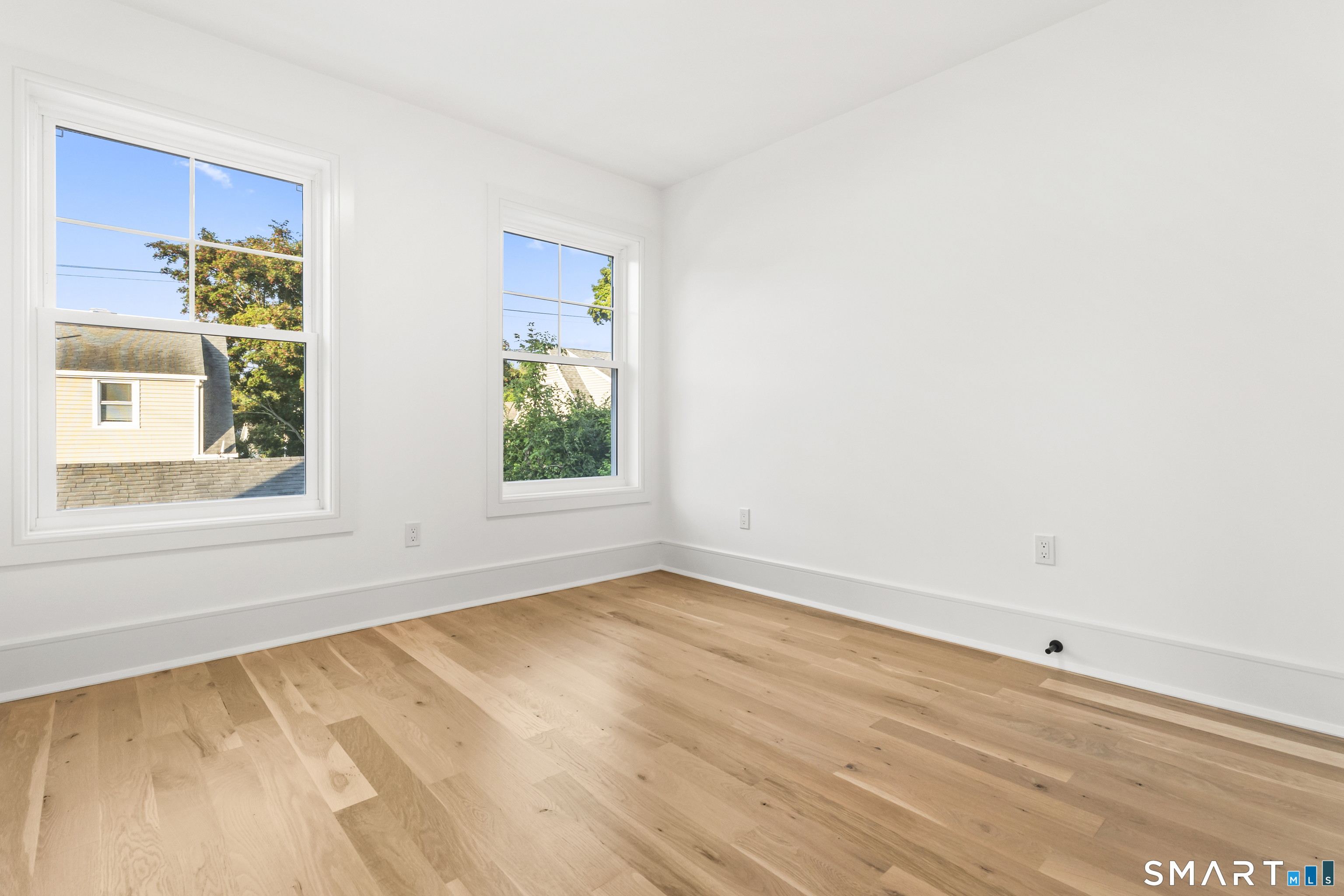 28 Country Road Fairfield CT 06824
