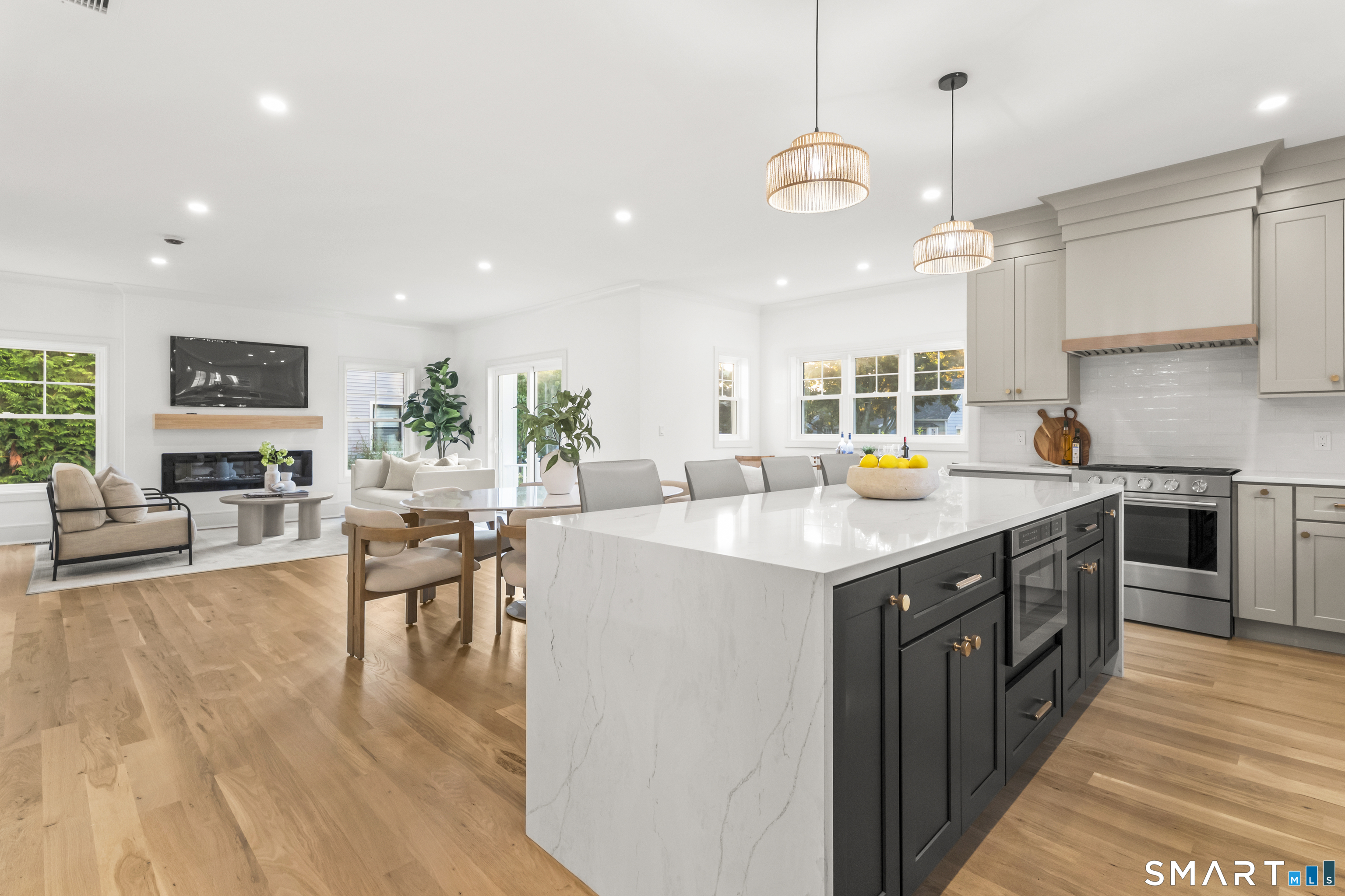 28 Country Road Fairfield CT 06824