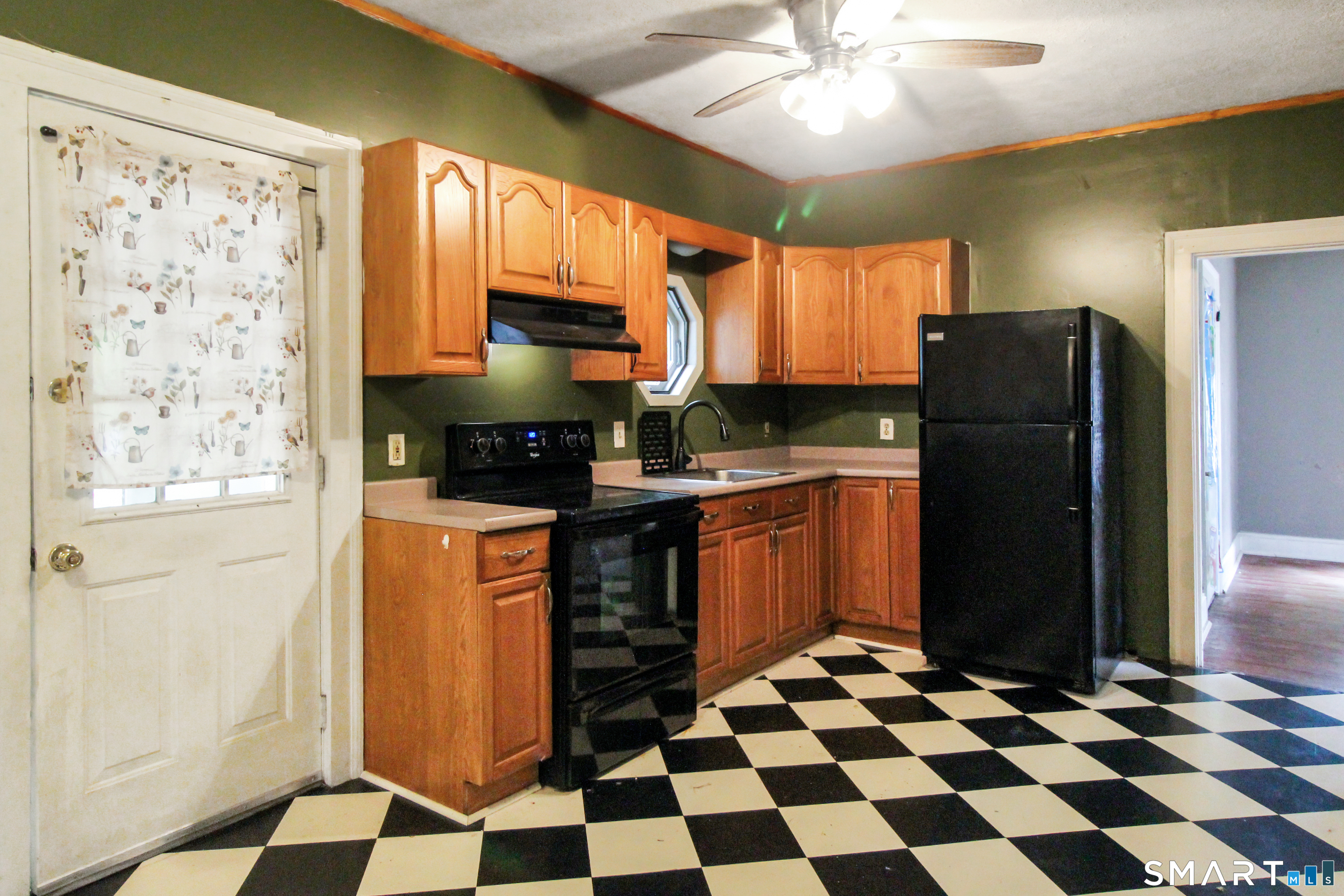 32 Ingraham Place Bristol CT 06010