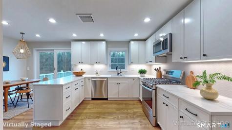 12 Werf Drive Redding CT 06896