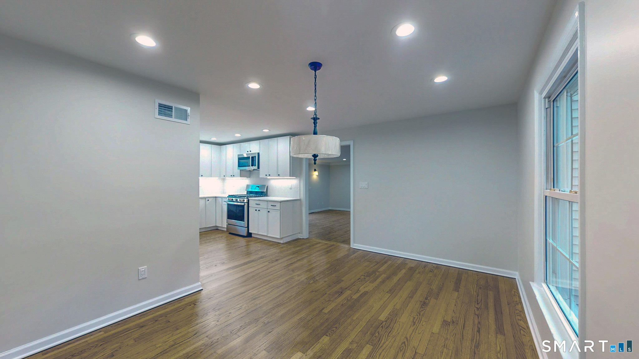 12 Werf Drive Redding CT 06896