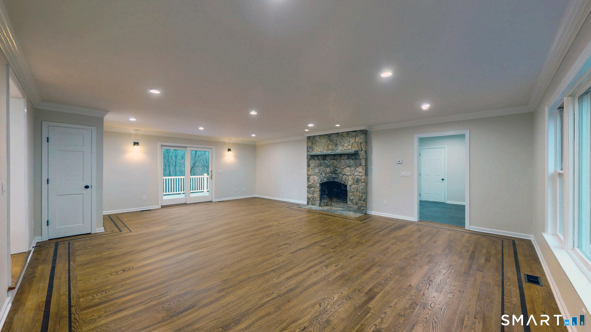 12 Werf Drive Redding CT 06896