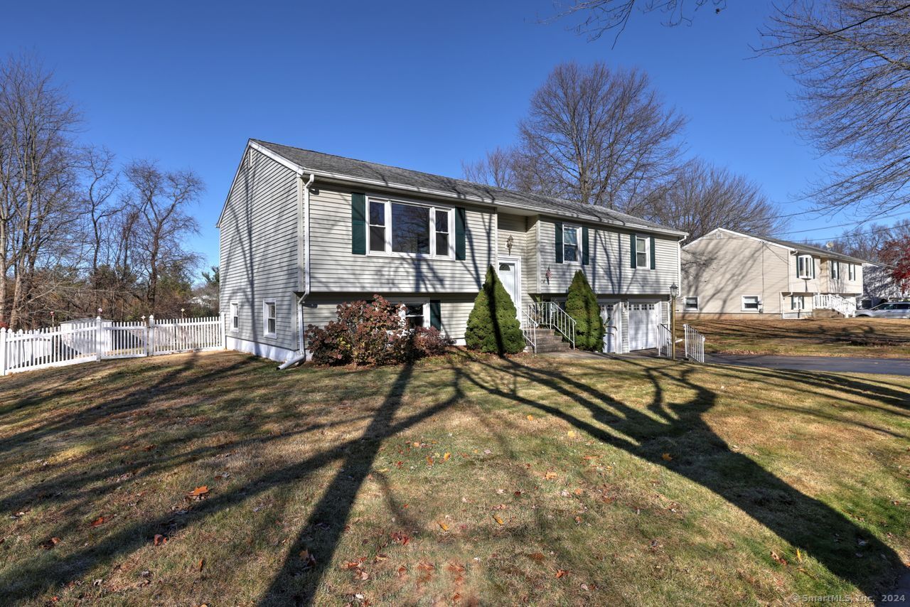33 Donna Lane West Haven CT 06516