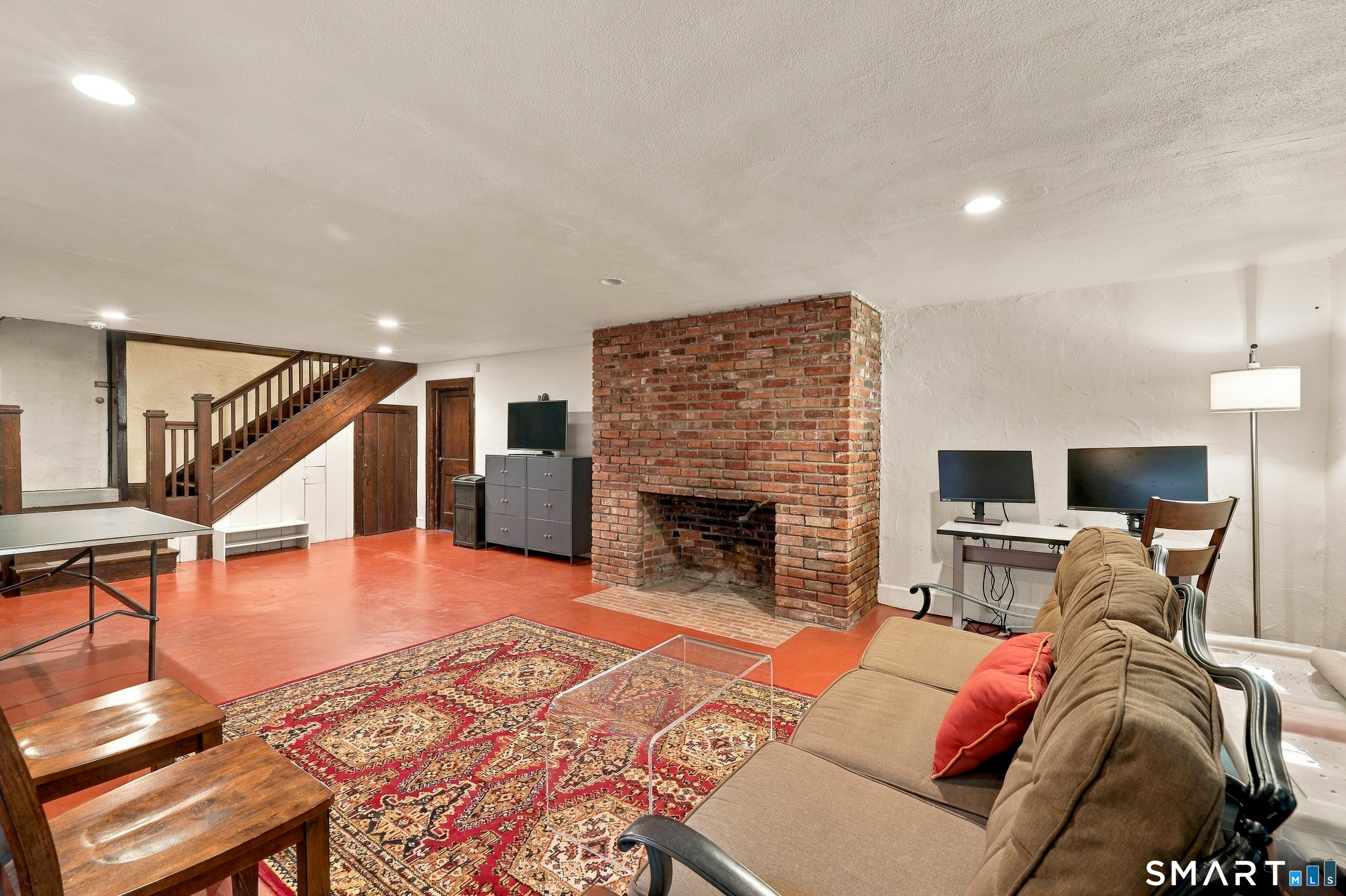 280 Steele Road West Hartford CT 06117
