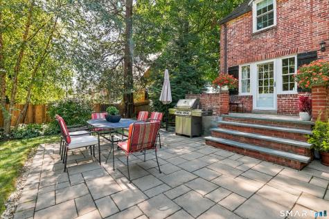 280 Steele Road West Hartford CT 06117