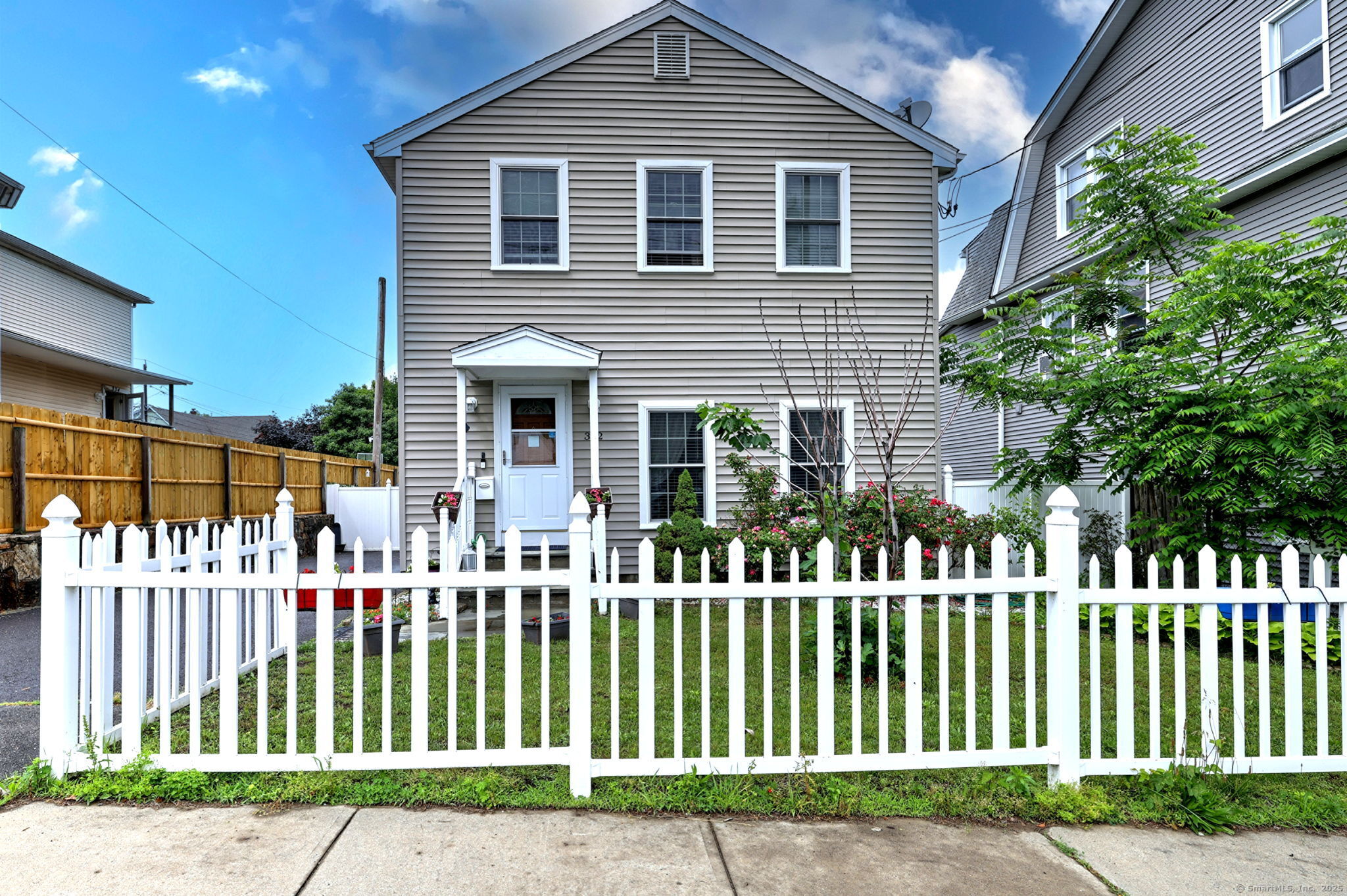 322 Greenfield Street Fairfield CT 06825