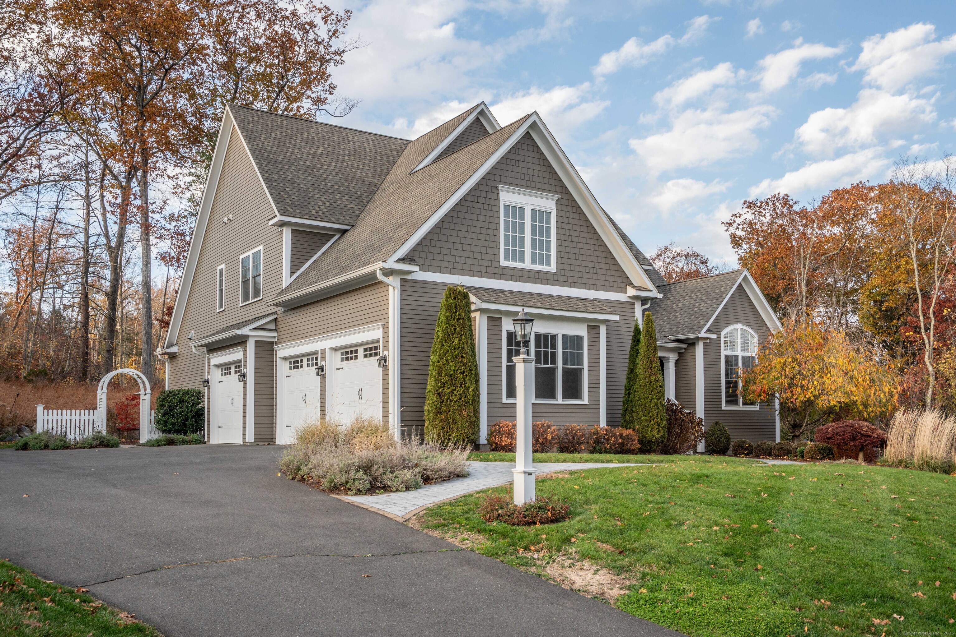 7 Newcastle Place Farmington CT 06085