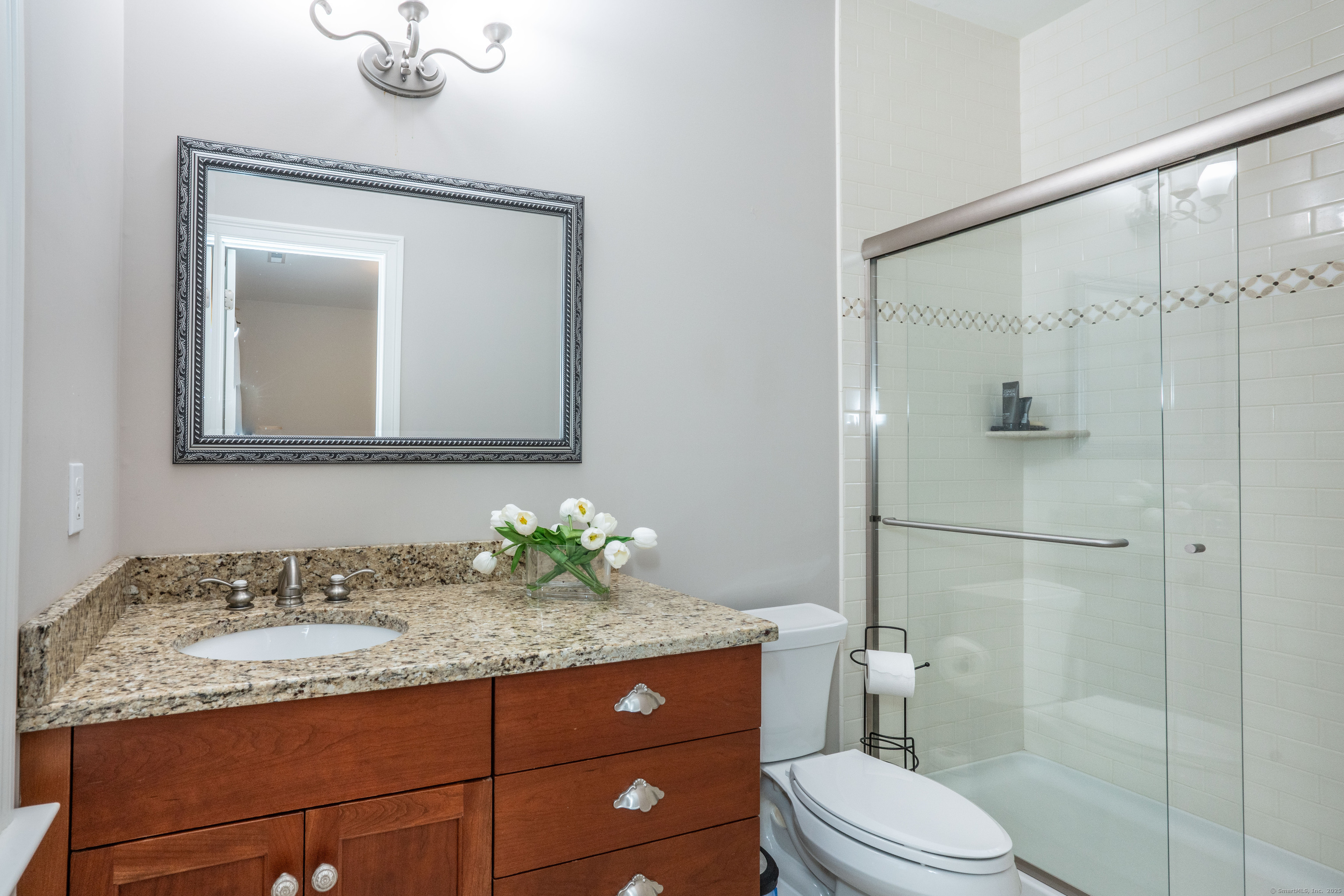 7 Newcastle Place Farmington CT 06085