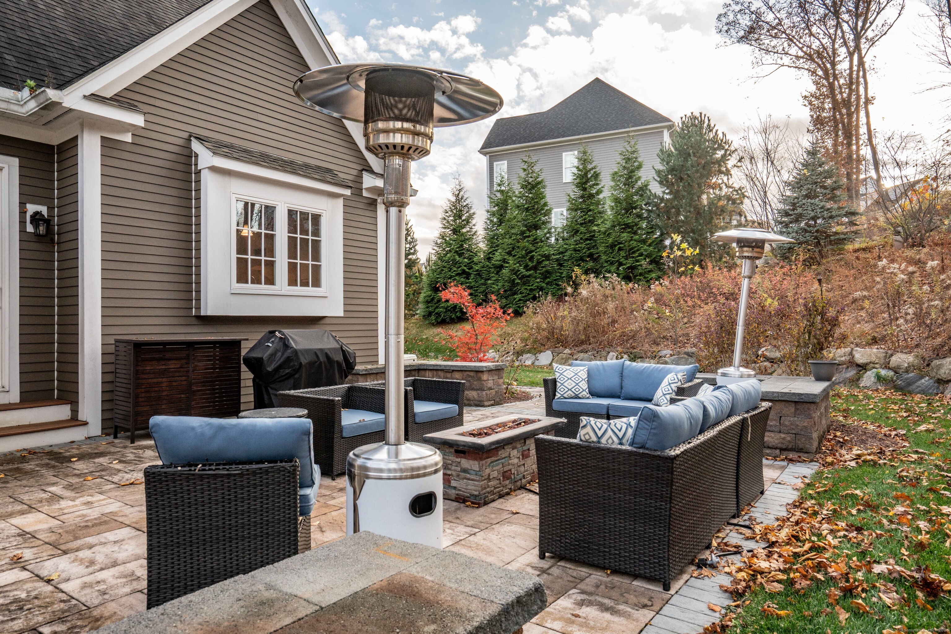 7 Newcastle Place Farmington CT 06085