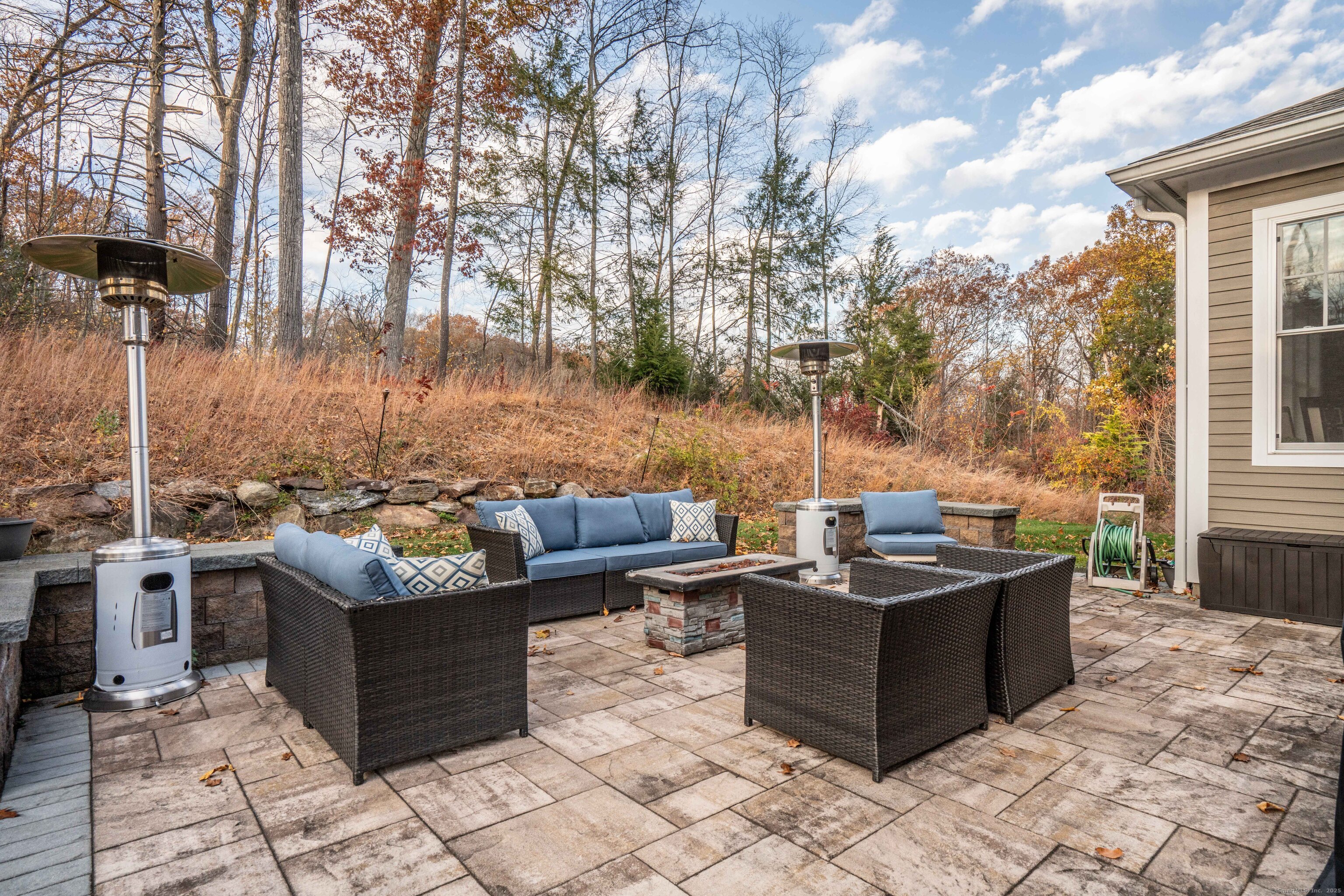 7 Newcastle Place Farmington CT 06085