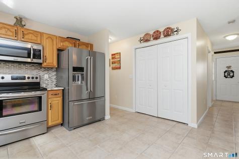 39 Hopkins Hill Road Naugatuck CT 06770
