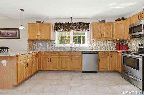 39 Hopkins Hill Road Naugatuck CT 06770