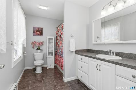39 Hopkins Hill Road Naugatuck CT 06770