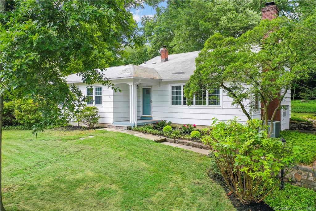 84 Skyview Drive Stamford CT 06902
