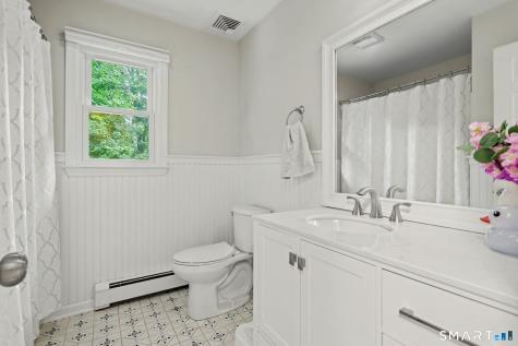 40 Butternut Lane Stratford CT 06614