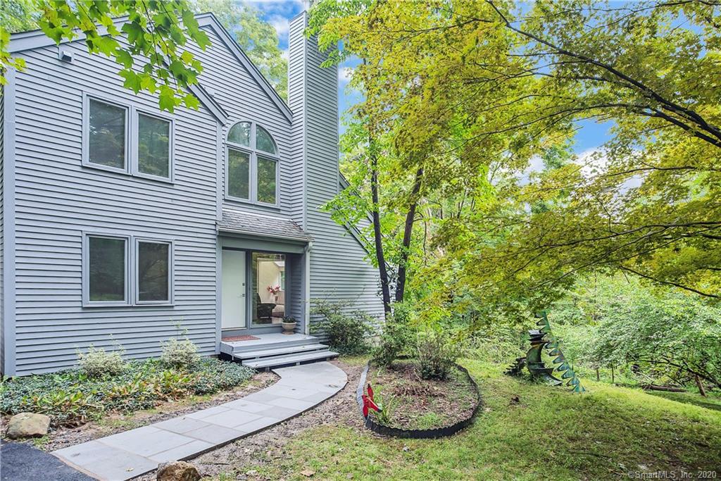 370 Amity Road Bethany CT 06524