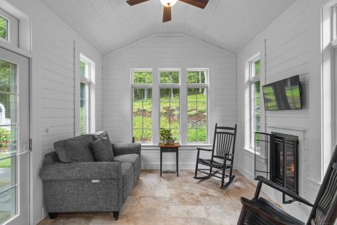 301 Fox Hopyard Road East Haddam CT 06423