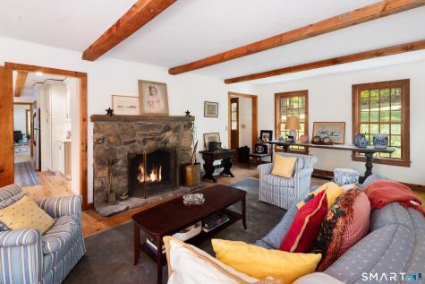 129 Cross Highway Redding CT 06896