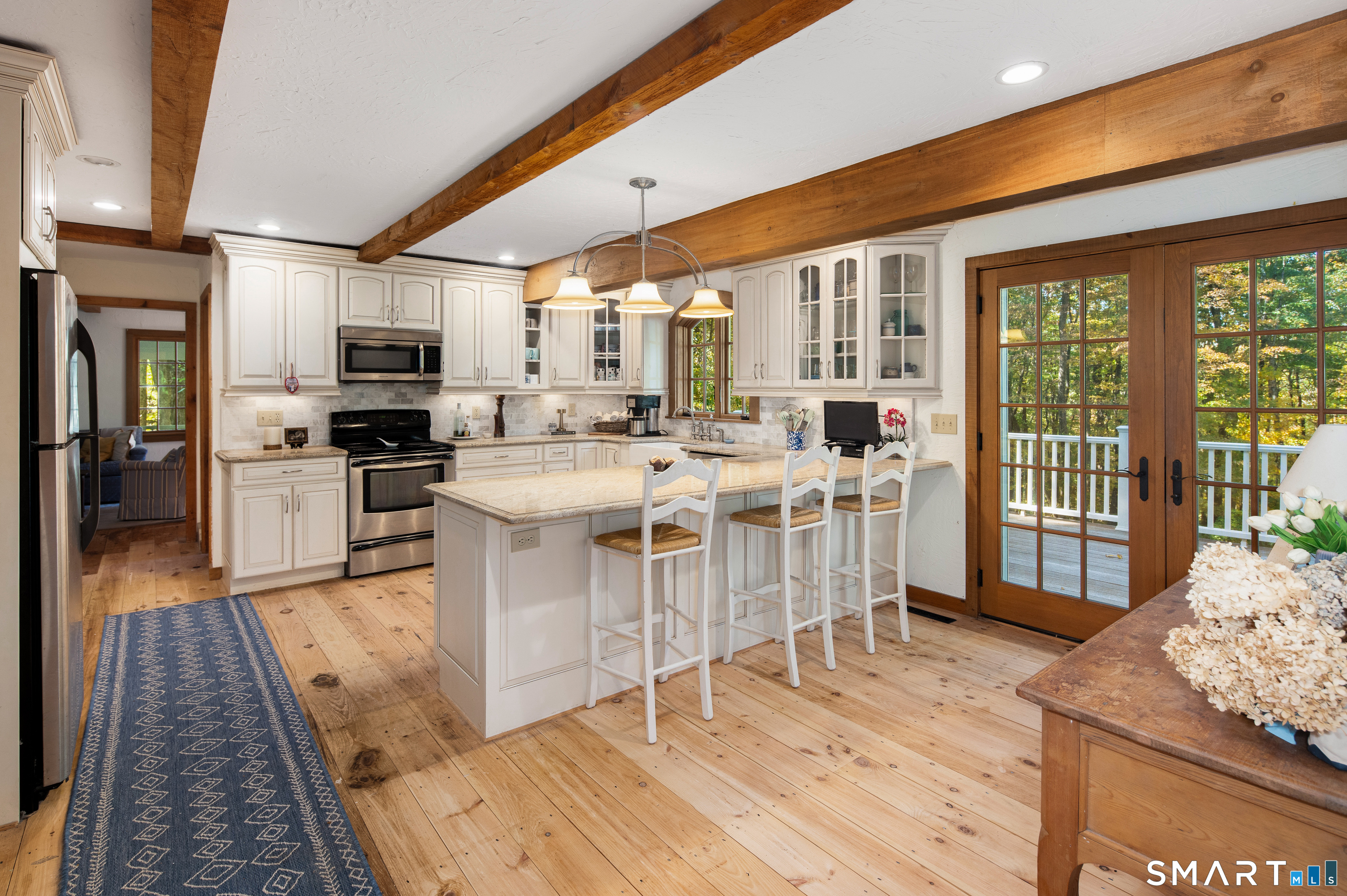 129 Cross Highway Redding CT 06896