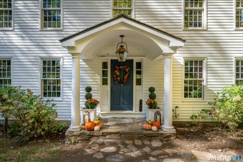 129 Cross Highway Redding CT 06896