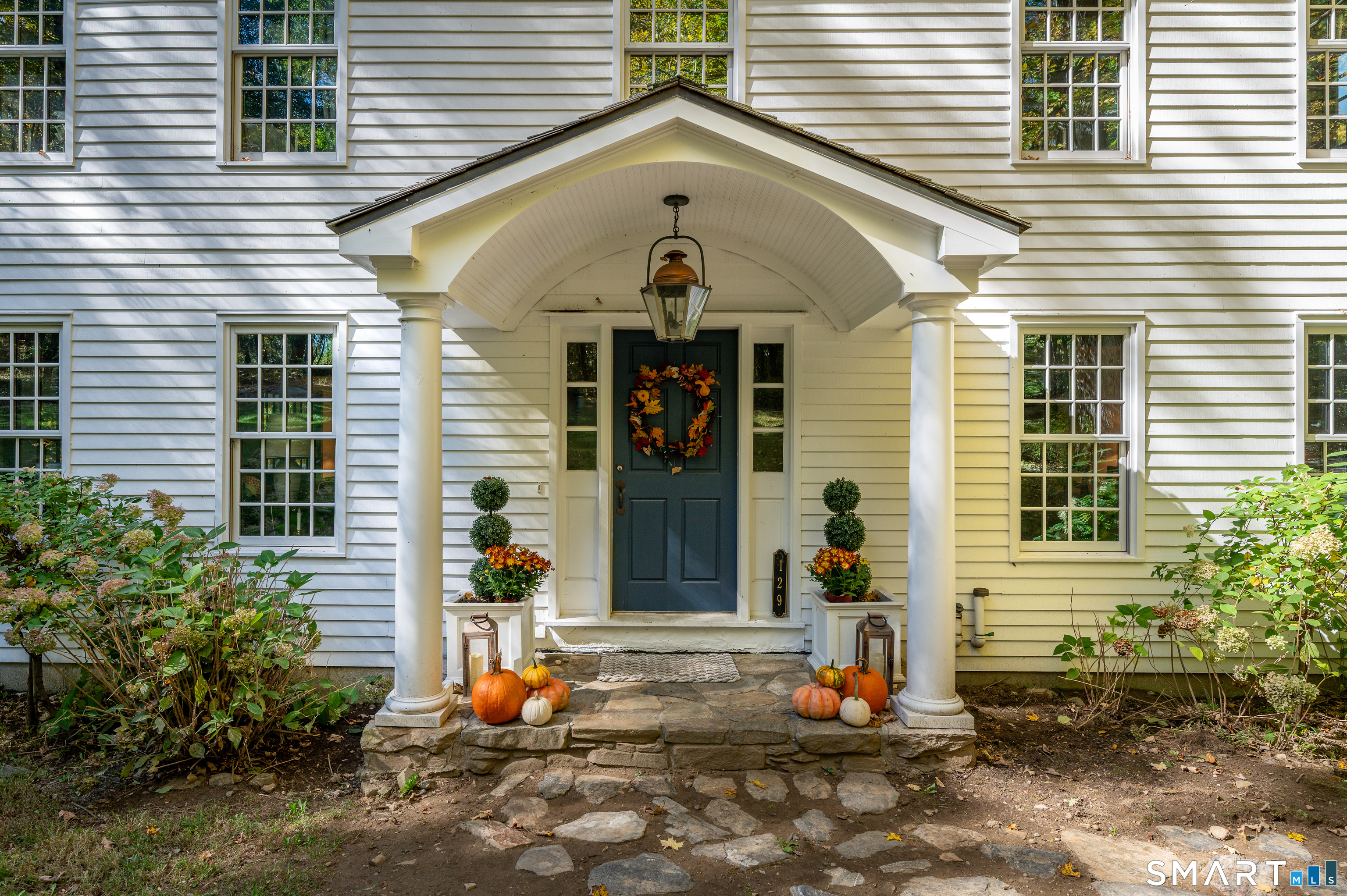 129 Cross Highway Redding CT 06896